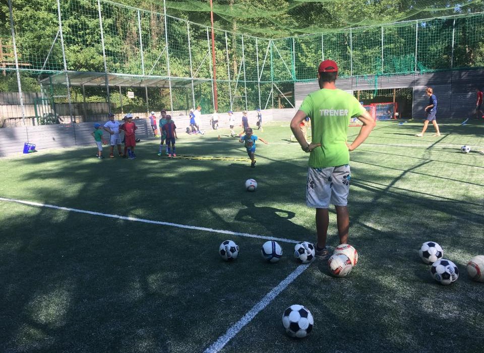 Futbalový tábor, Petržalka